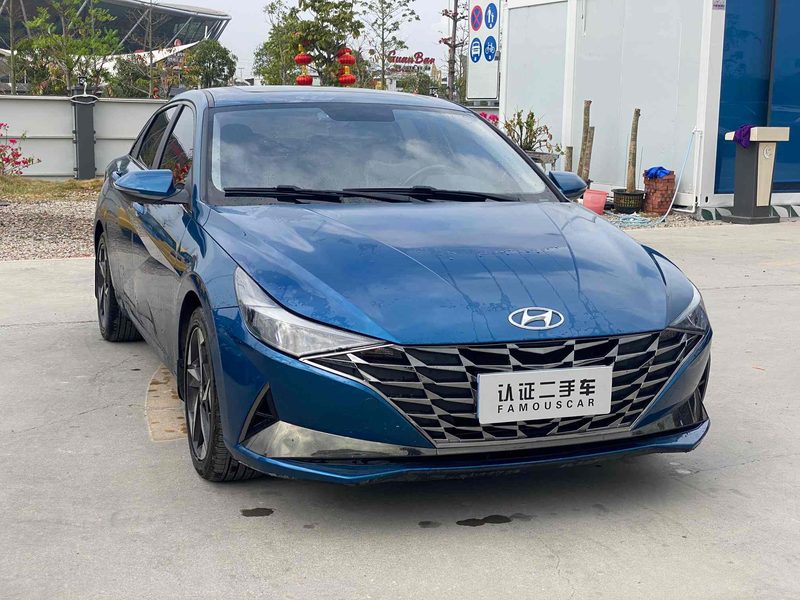 Hyundai Elantra